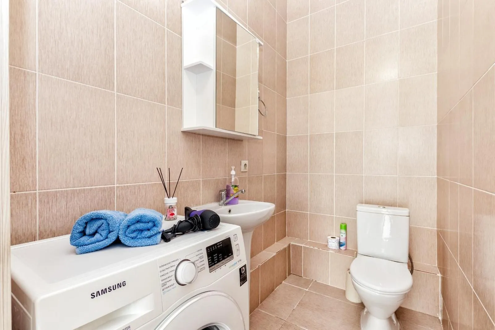 Apartment Большая 3 Комнатная Квартира Expo Residents Taldykol